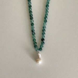 Baroque pearl necklace